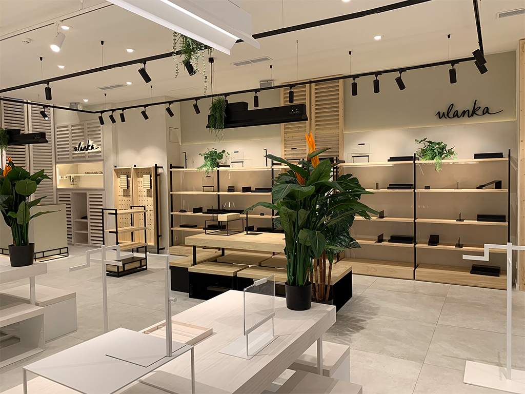 Conoce las últimas tendencias en materiales para tiendas de moda